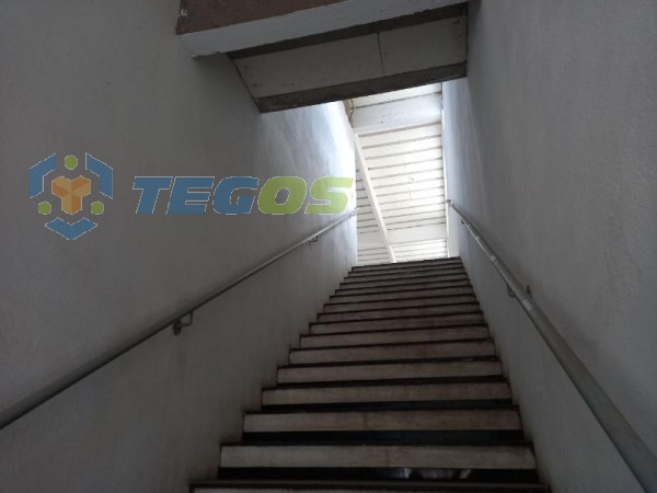 Loja de 360m² para locação por R$ 865,90 Foto 1