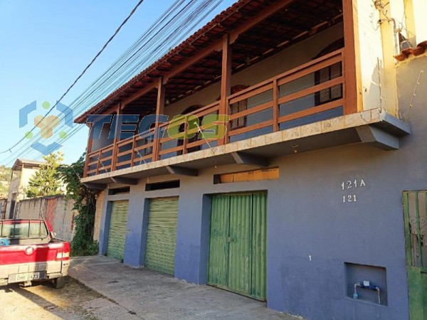 Excelente casa aconchegante com otima localização no bairro Florença, Duas moradias e ainda loja comercial. Foto 1