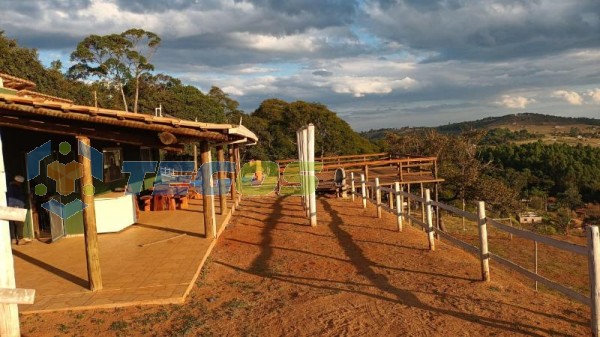 Lindo sítio em Itatiaiuçu com 3 mil metros de terreno. Foto 11