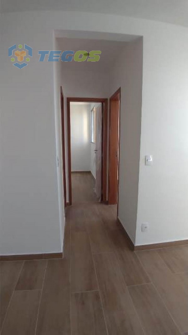 Apartamento localizado em Centro. 2 quartos, 1 banheiros e 1 vagas. Foto 3